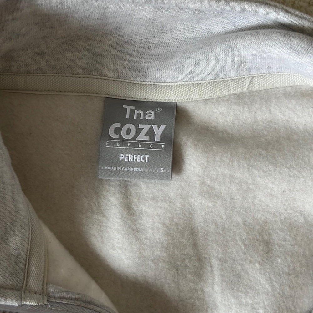 1/4 zip sweatshirt